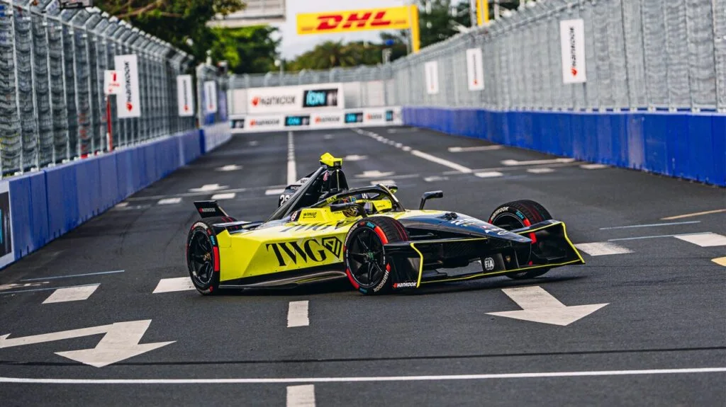 Formula E Unveils 21