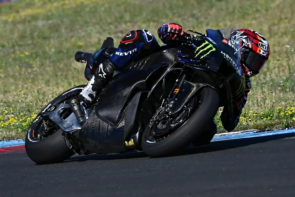 Yamaha's V4 Project