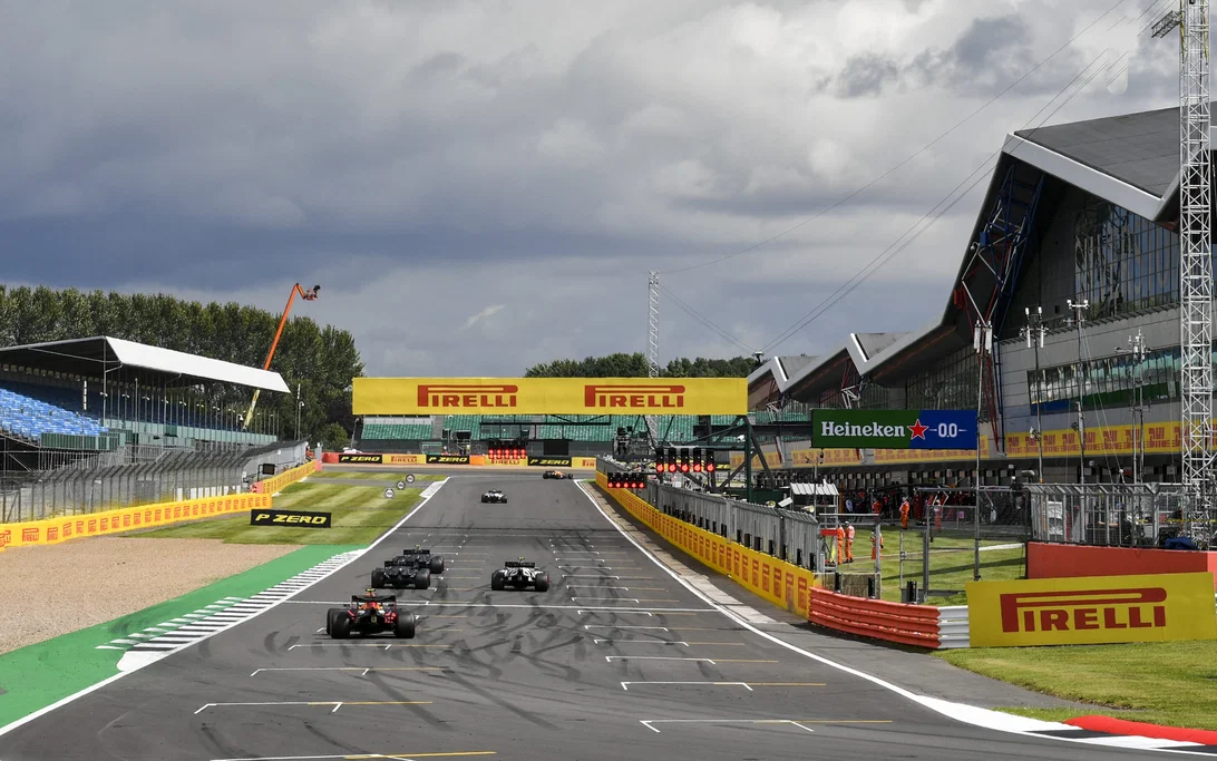 Formula 1 cars on the starting grid before race start — Silverstone British Grand Prix