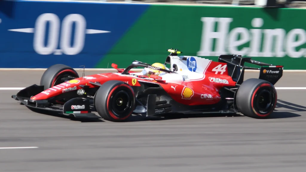 2026_Chinese_GP_-_Ferrari_-_Lewis_Hamilton_-_Qualifying