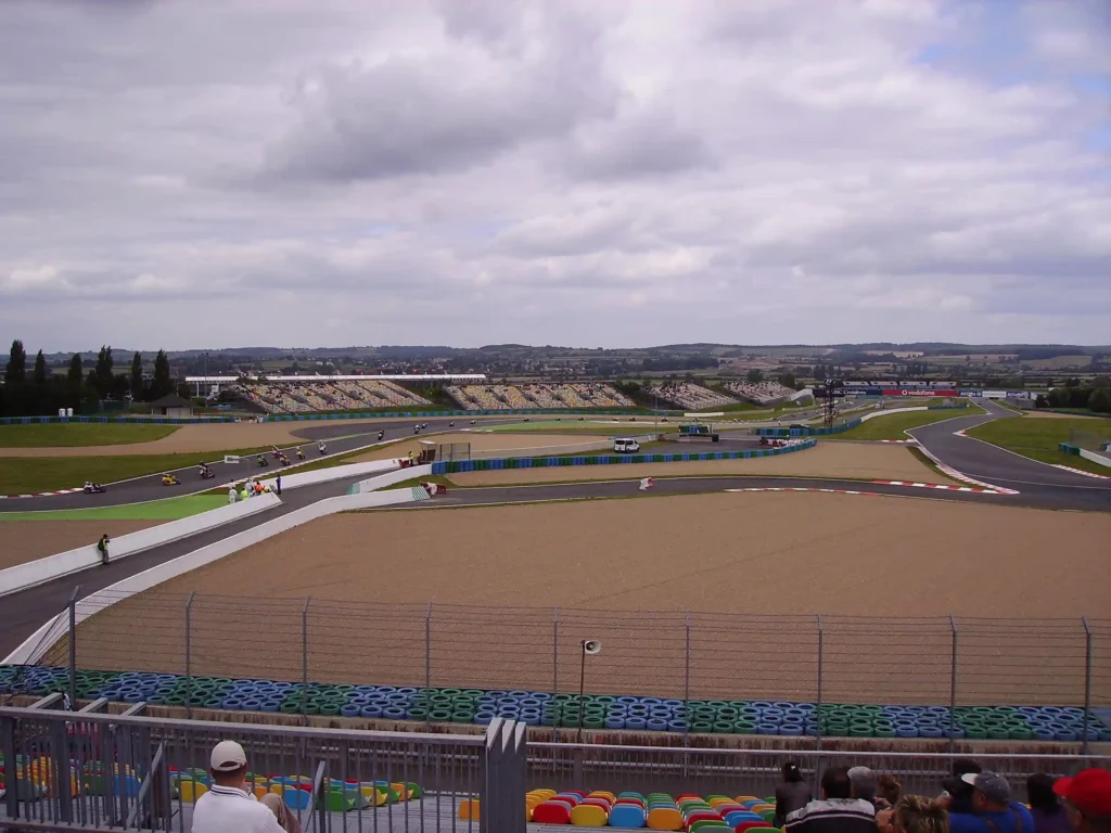 Circuit_de_Nevers_Magny-Cours-Northeast_side