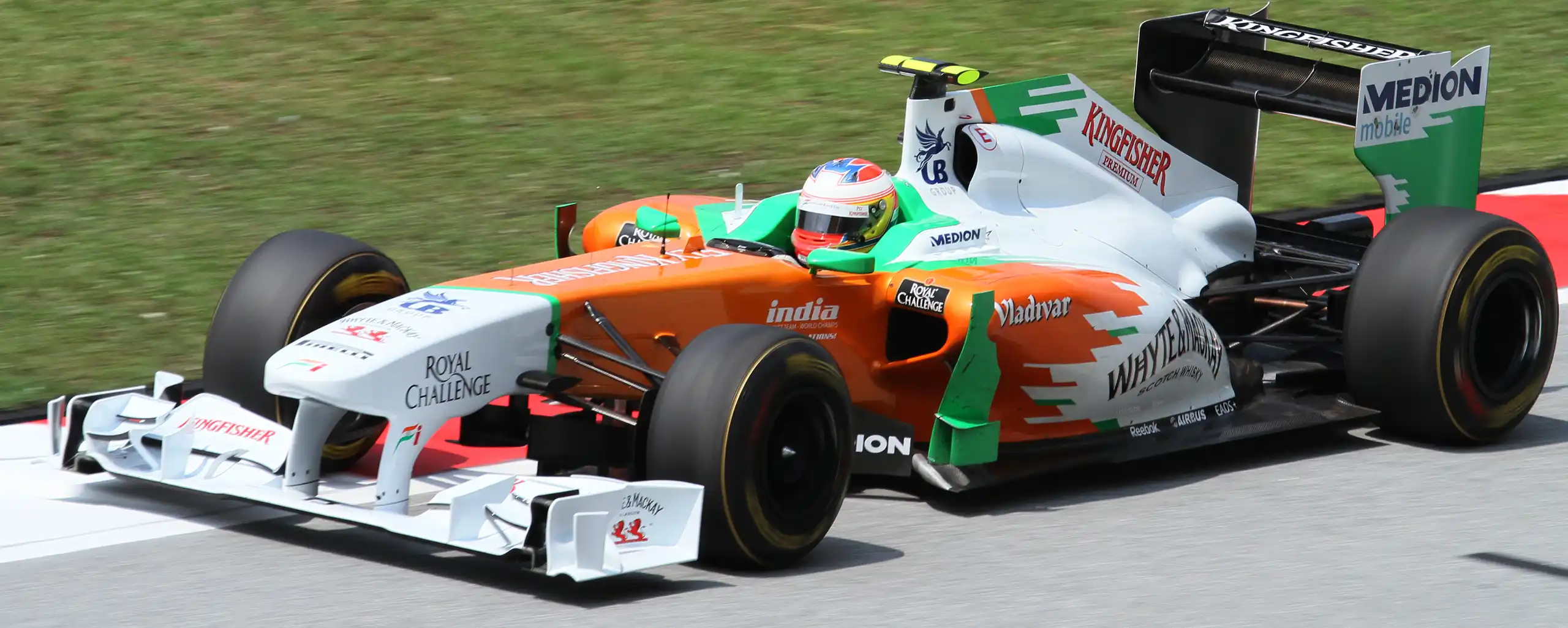 Paul di Resta driving the Force India VJM04 with the DRS rear-wing flap open at the 2011 Malaysian Grand Prix