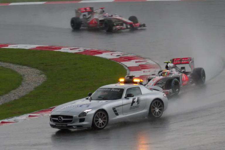 Safety_Car_with_Lewis_Hamilton_2012_Malaysia