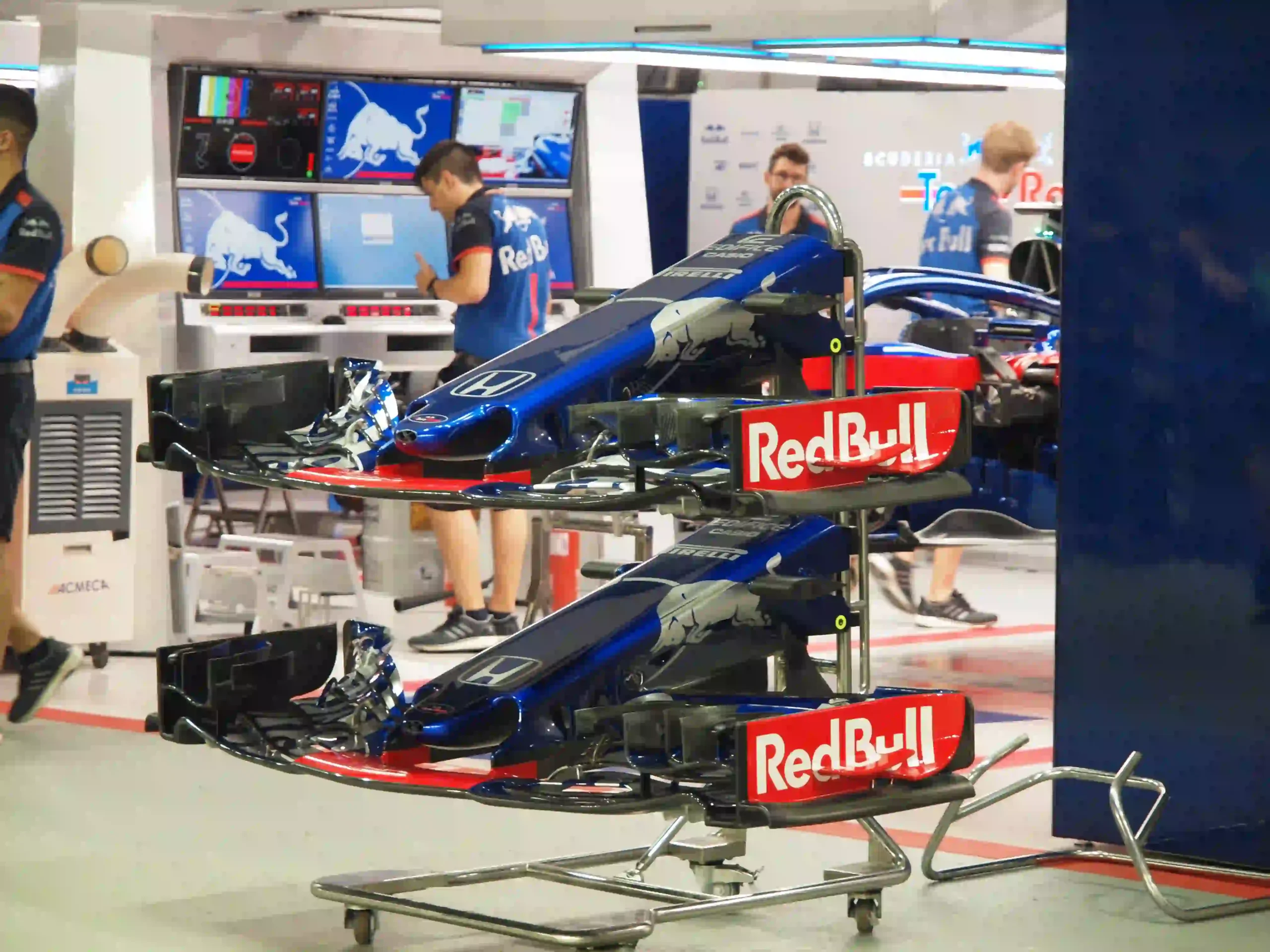 Spare Toro Rosso Formula 1 front wings prepared for the 2018 Singapore Grand Prix