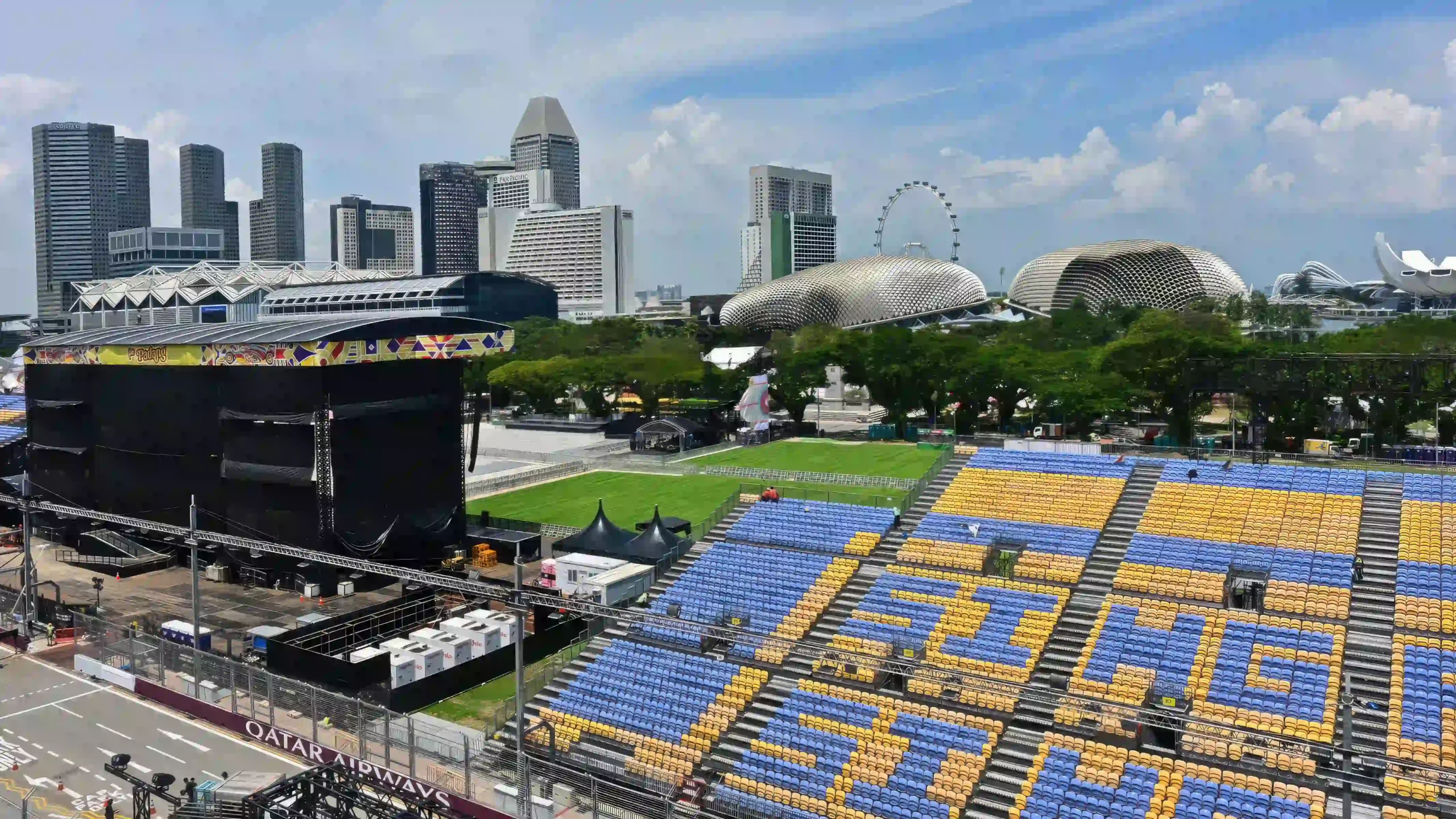 Grandstand and temporary circuit infrastructure at the 2023 Singapore Grand Prix