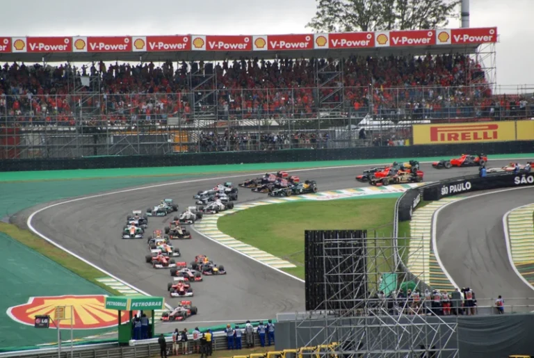 Start_2012_brazil_GP