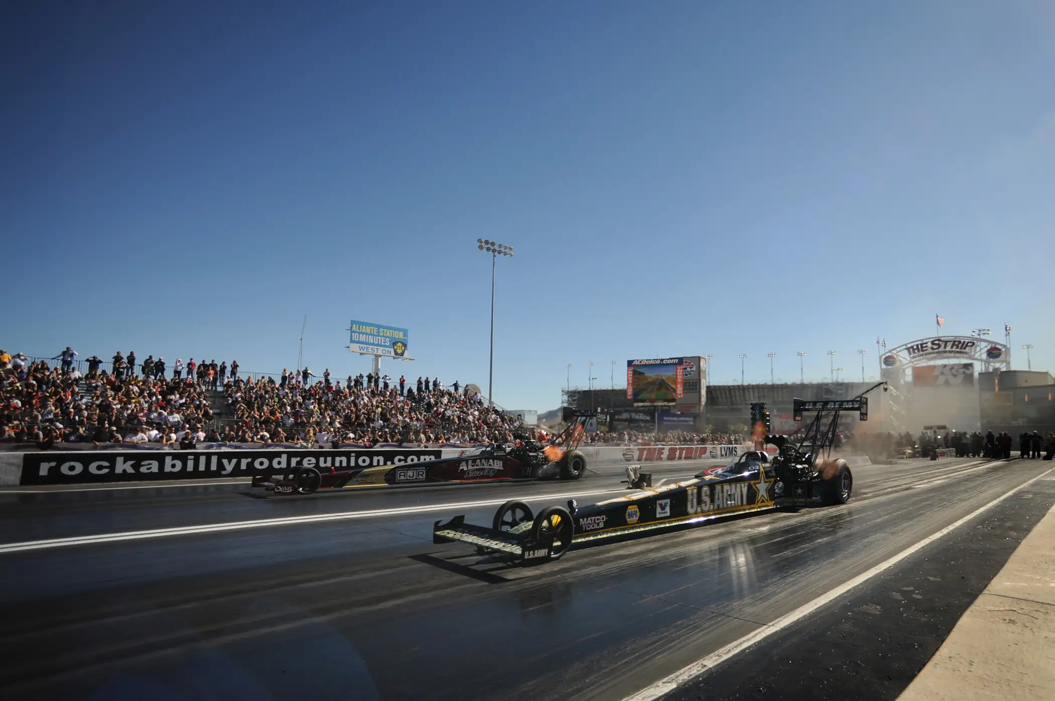 The_NHRA_Las_Vegas_Nationals_091031-F-3431H-401
