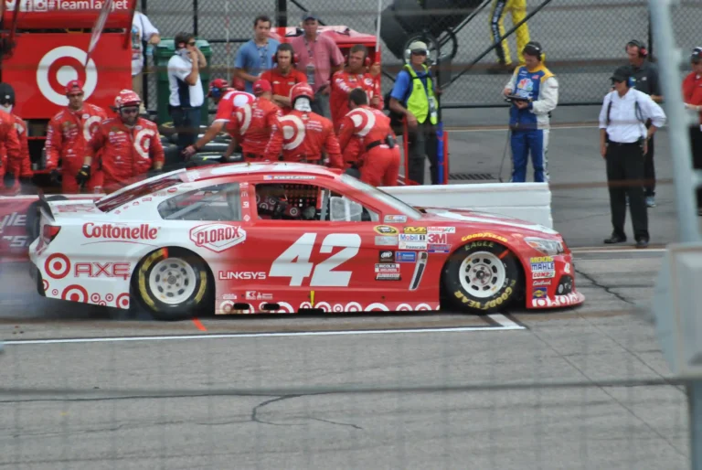 5_Hour_Energy_Kyle_Larson_leaving_his_pit_stall