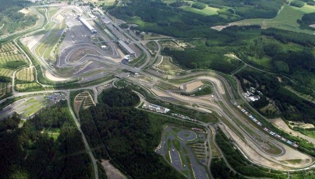 Nürburgring_Luftaufnahme_2004