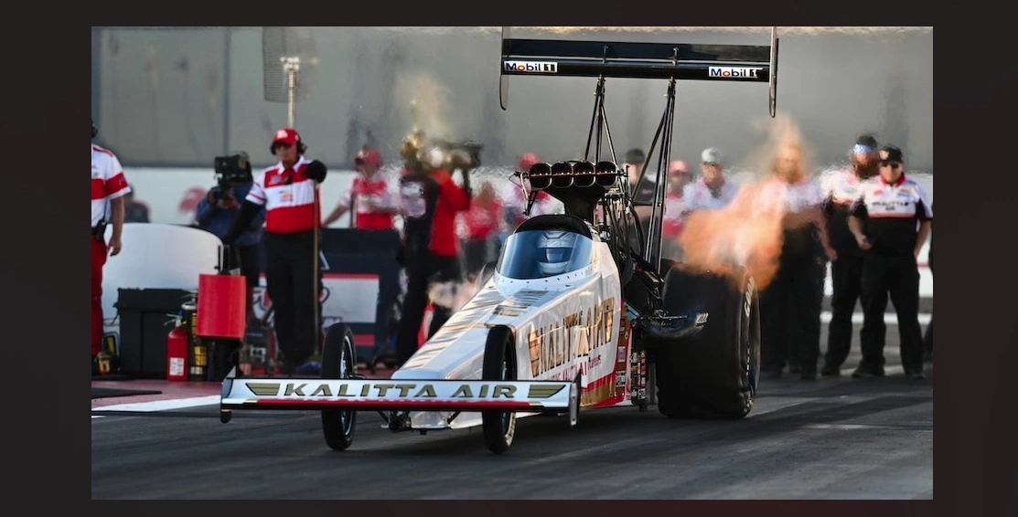 Shawn Langdon in the Kalitta Air Top Fuel dragster